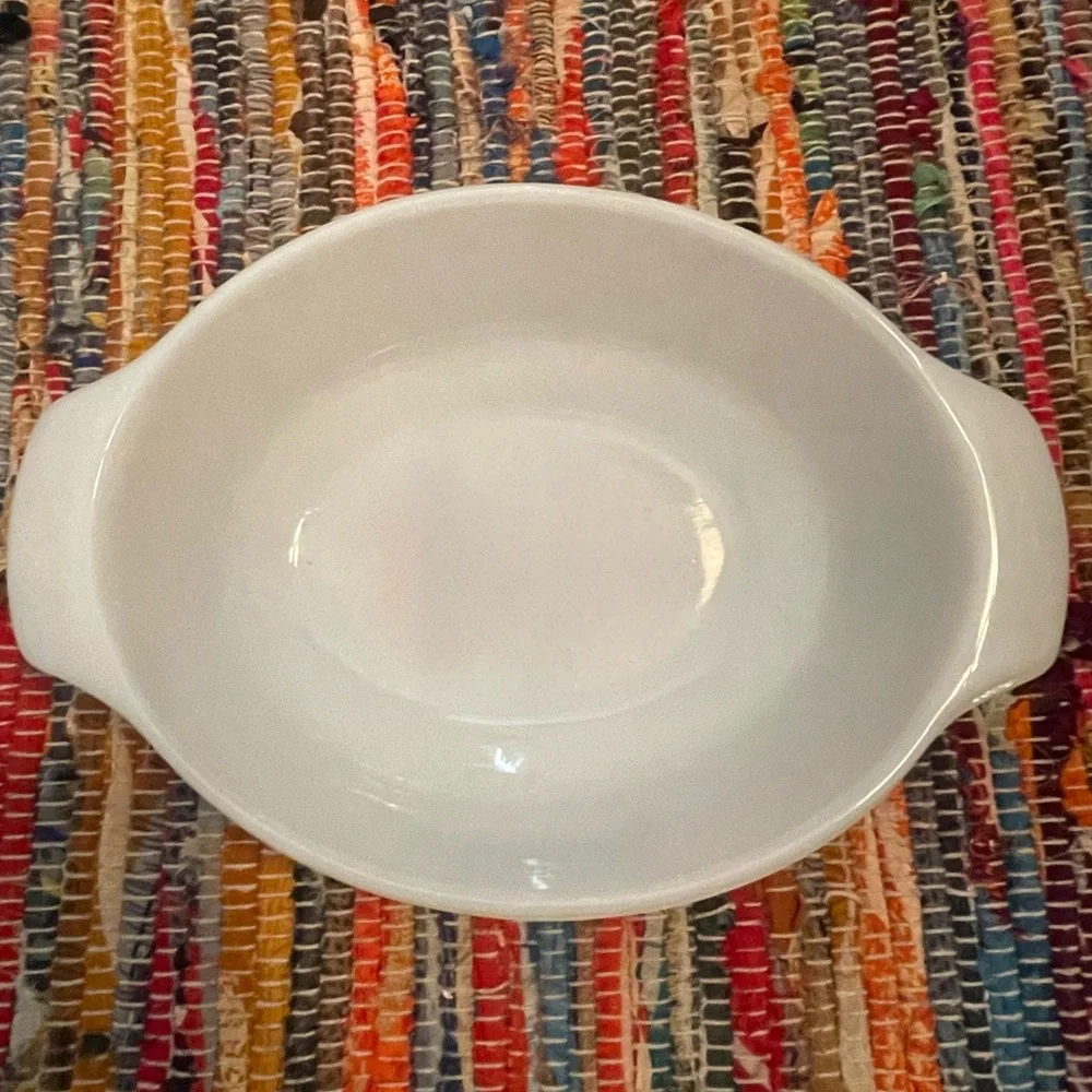 Vintage Fire King Blue Corn Flower 1.5qt Casserole Dish